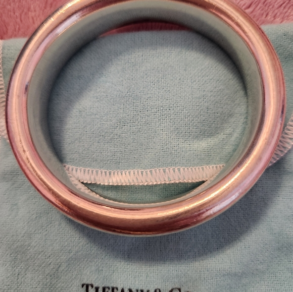 Tiffany and Co. AUTHENTIC BANGLE - Picture 8 of 17